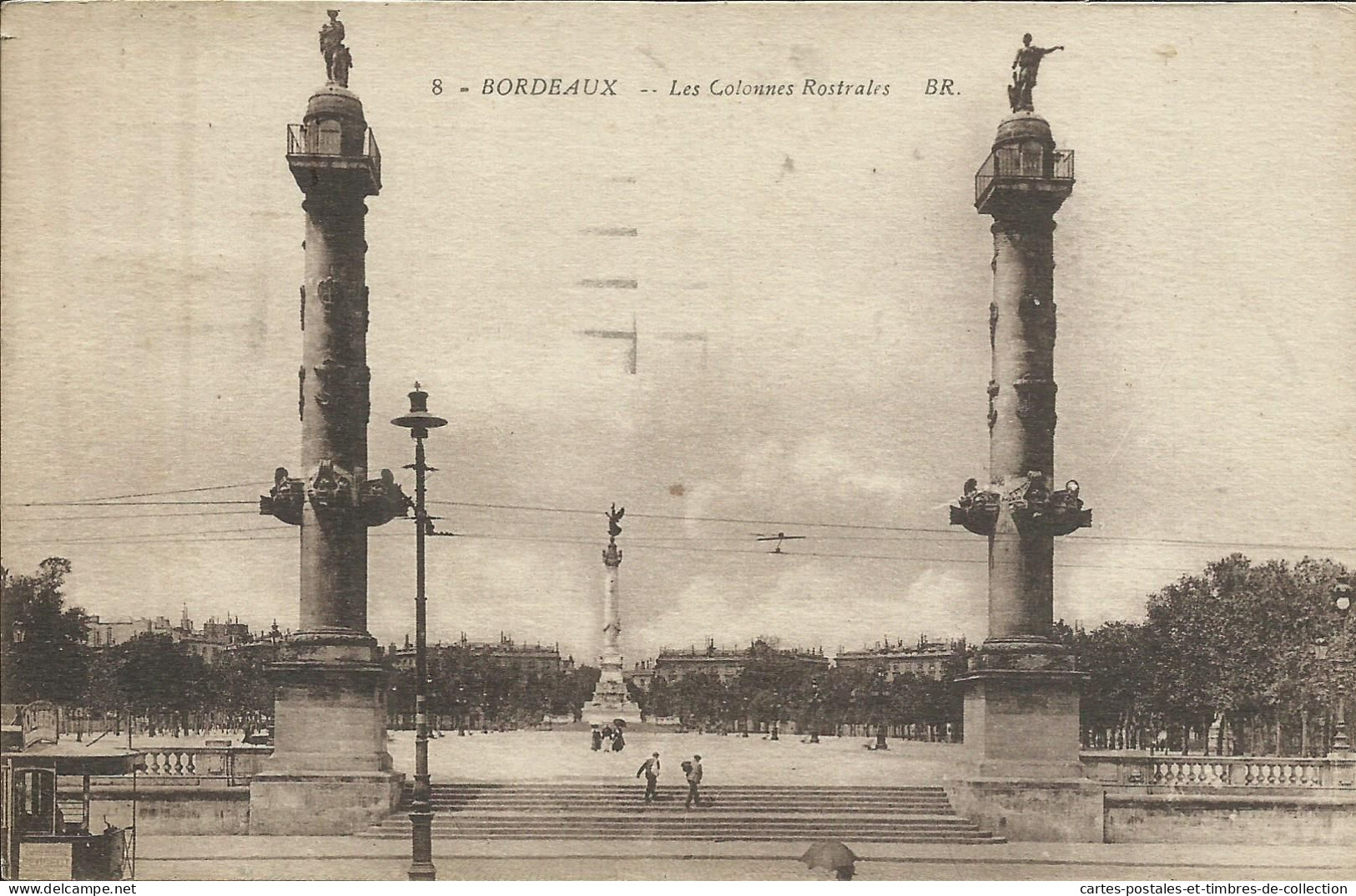 BORDEAUX , Les Colonnes Rostrales , 1933 , µ - Bordeaux