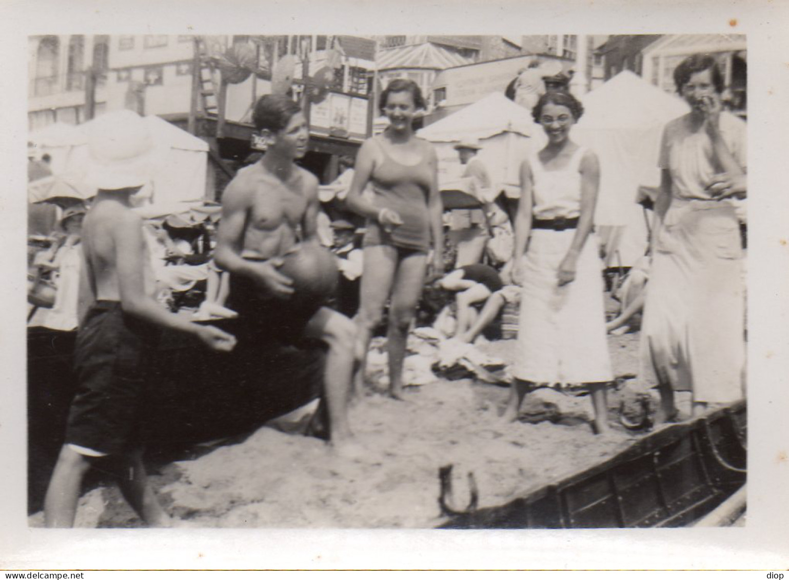Photographie Photo Vintage Snapshot Famille Family Plage Beach - Lieux