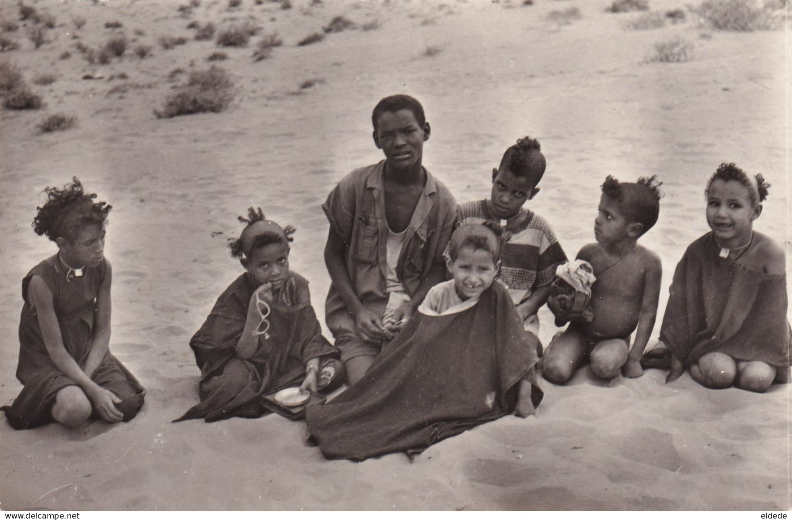 Real Photo  Souvenir Mauritanie  Photo J.K. Nouakchott   Desert Groupe Enfants - Mauritania