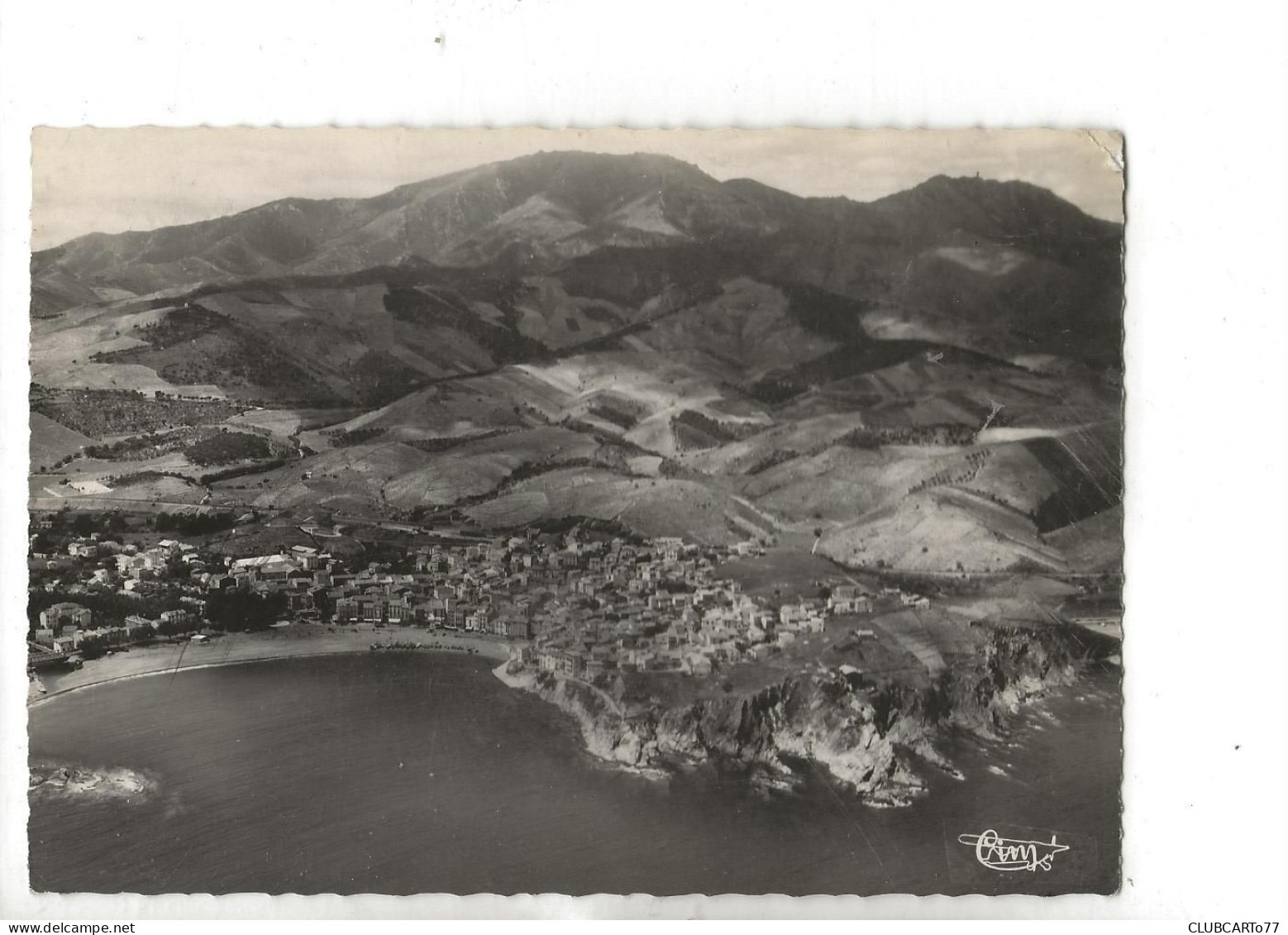 Banyuls-sur-Mer (66) : Vue Aérienne Générale Au Niveau Du Port Et Cap D'Osna En 1953 GF. - Banyuls Sur Mer