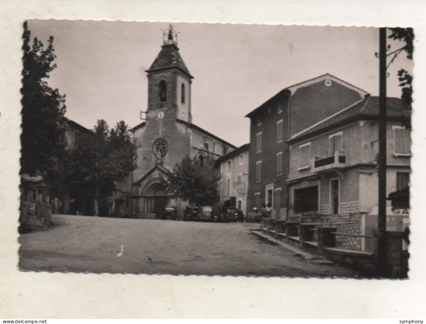 84. CPSM - BEAUMES DE VENISE -  L'église - Repas Casse-croute - Commerce Contadine - 1953 - - Autres & Non Classés