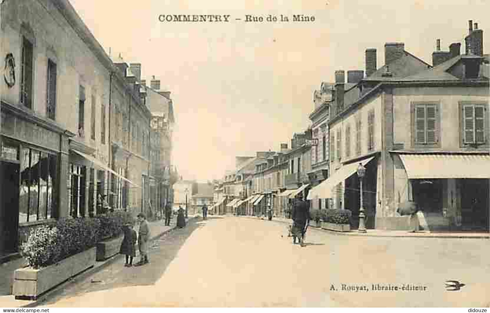 03 - Commentry - Rue De La Mine - Animée - CPA - Voir Scans Recto-Verso - Commentry