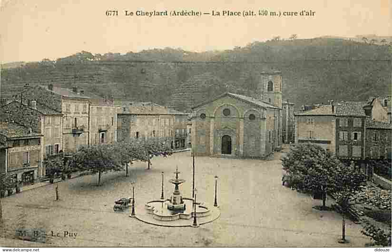 07 - Le Cheylard - La Place - Cure D'air - CPA - Voir Scans Recto-Verso - Autres & Non Classés