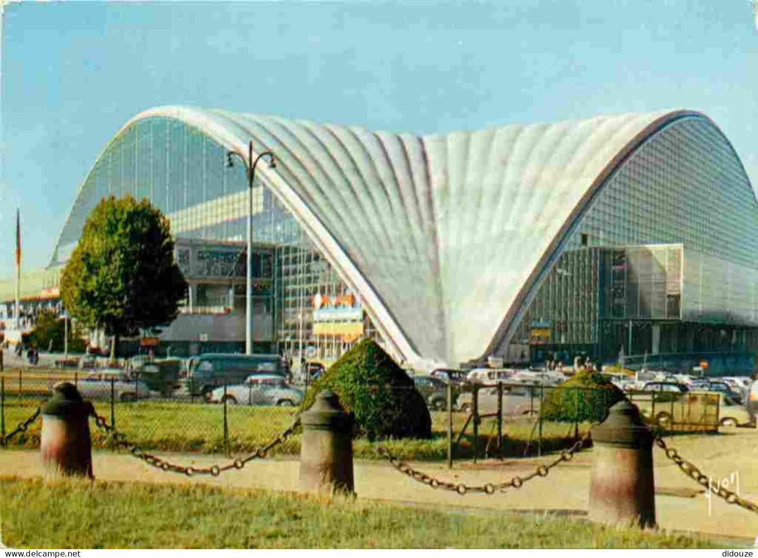 92 - La Défense - Le Palais Du CNIT Centre National Des Industries Et Techniques - CPM - Voir Scans Recto-Verso - La Defense