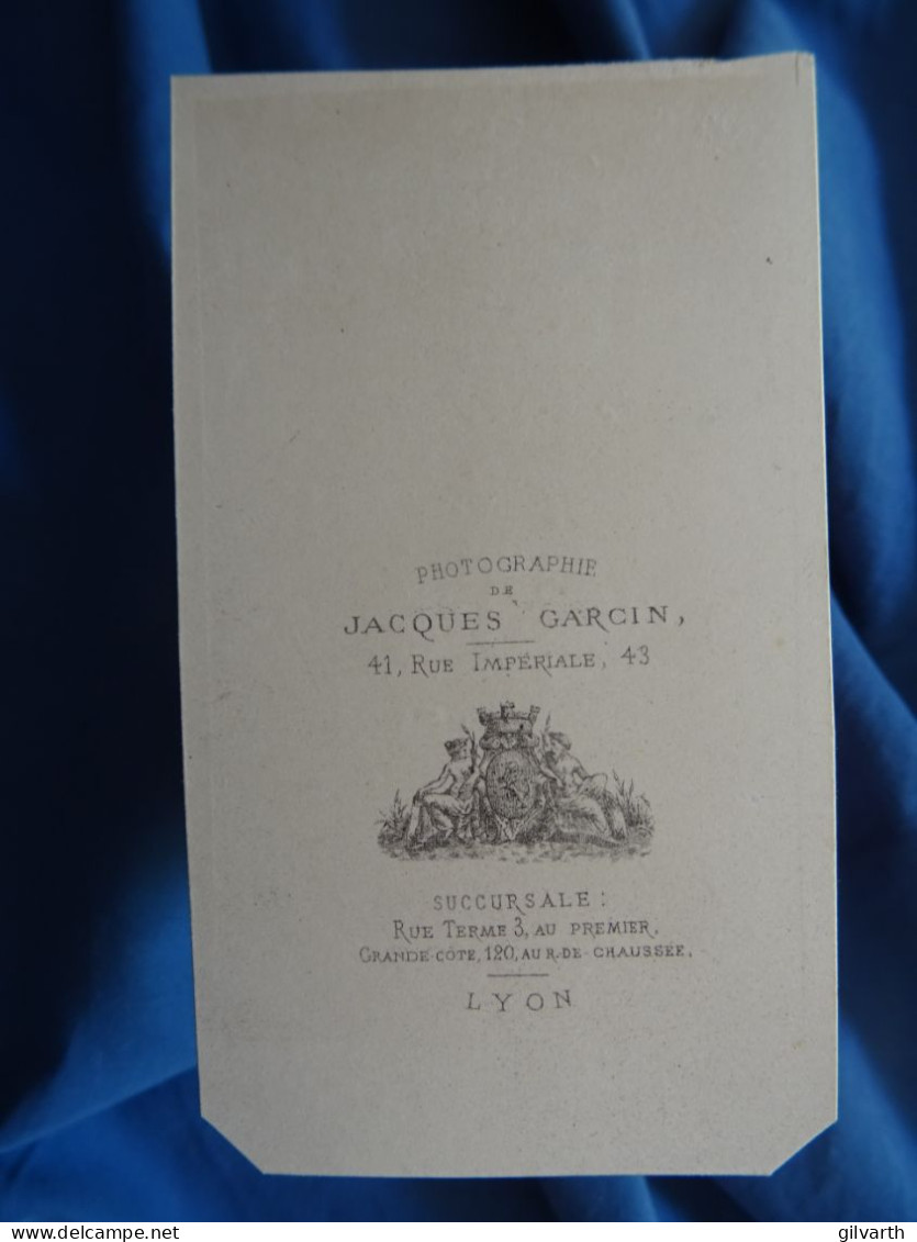 Photo CDV Jacques Garcin à Lyon - Homme, Notable Posant Main Dans Le Gilet, Second Empire, Ca 1860 L680A - Anciennes (Av. 1900)