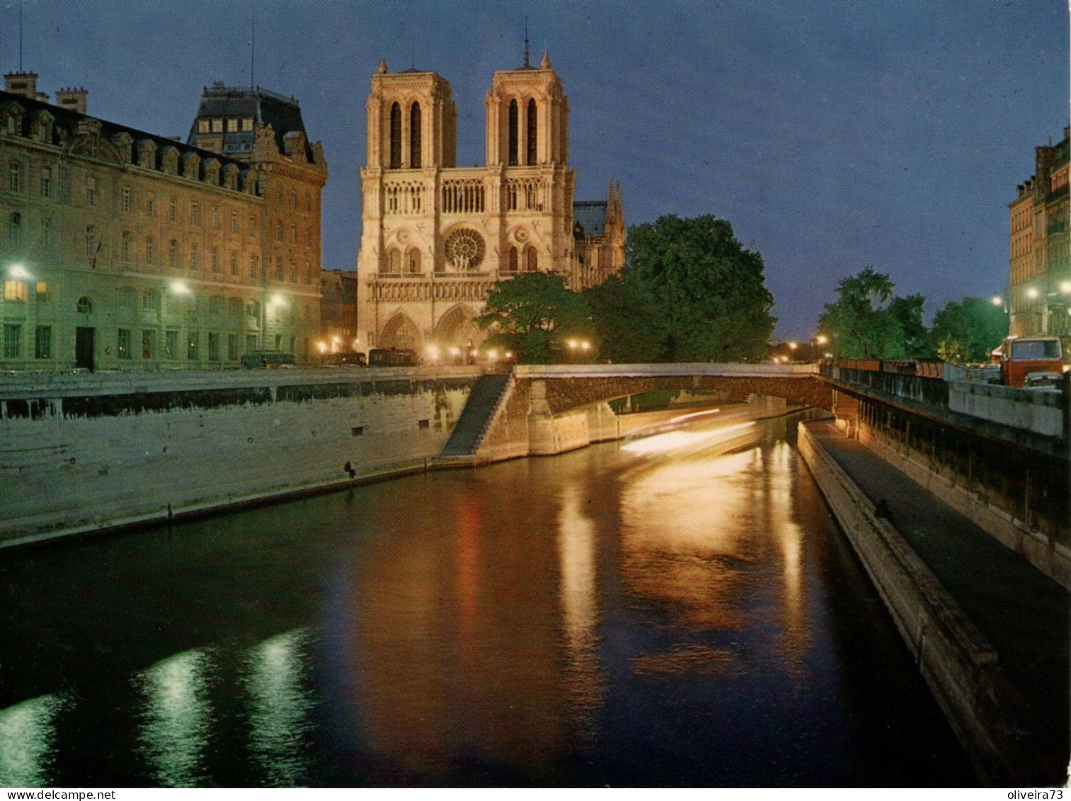 PARIS - La Nuit - Notre-Dame Et La Seine - Notre Dame De Paris