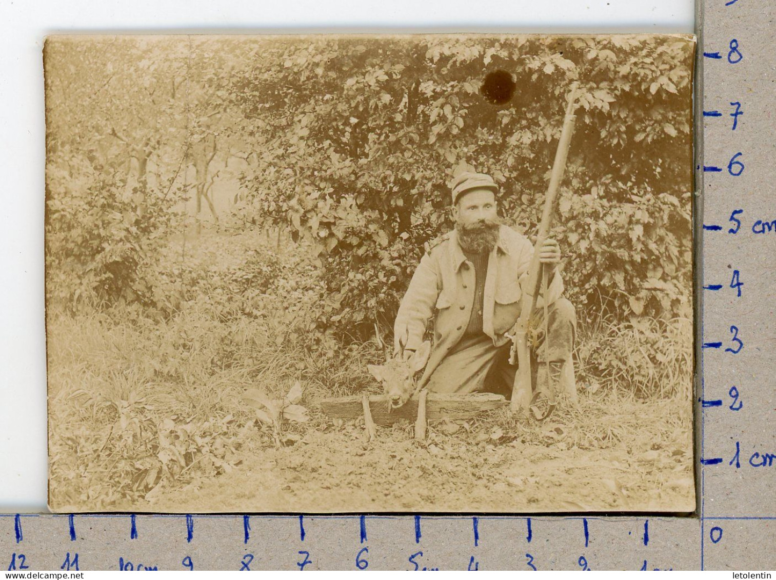 PHOTO ORIGINALE; UN CHASSEUR ET SON TROPHÉE - Sporten