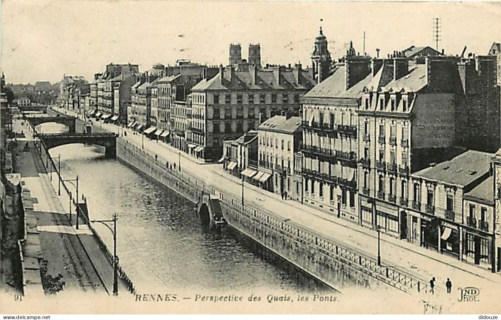 35 - Rennes - Perspective Des Quais - Les Ponts - Correspondance - Oblitération Ronde De 1928 - CPA - Voir Scans Recto-V - Rennes