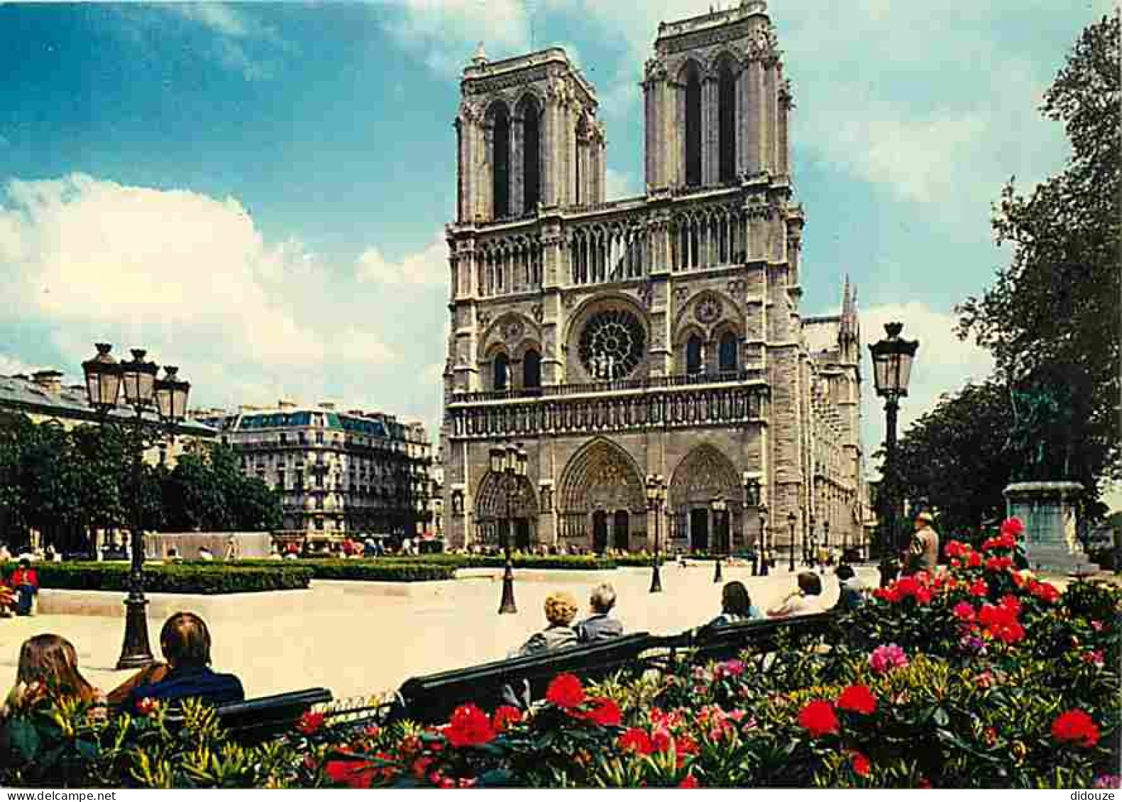 75 - Paris - Cathédrale Notre Dame - Façade - Carte Neuve - CPM - Voir Scans Recto-Verso - Notre Dame De Paris