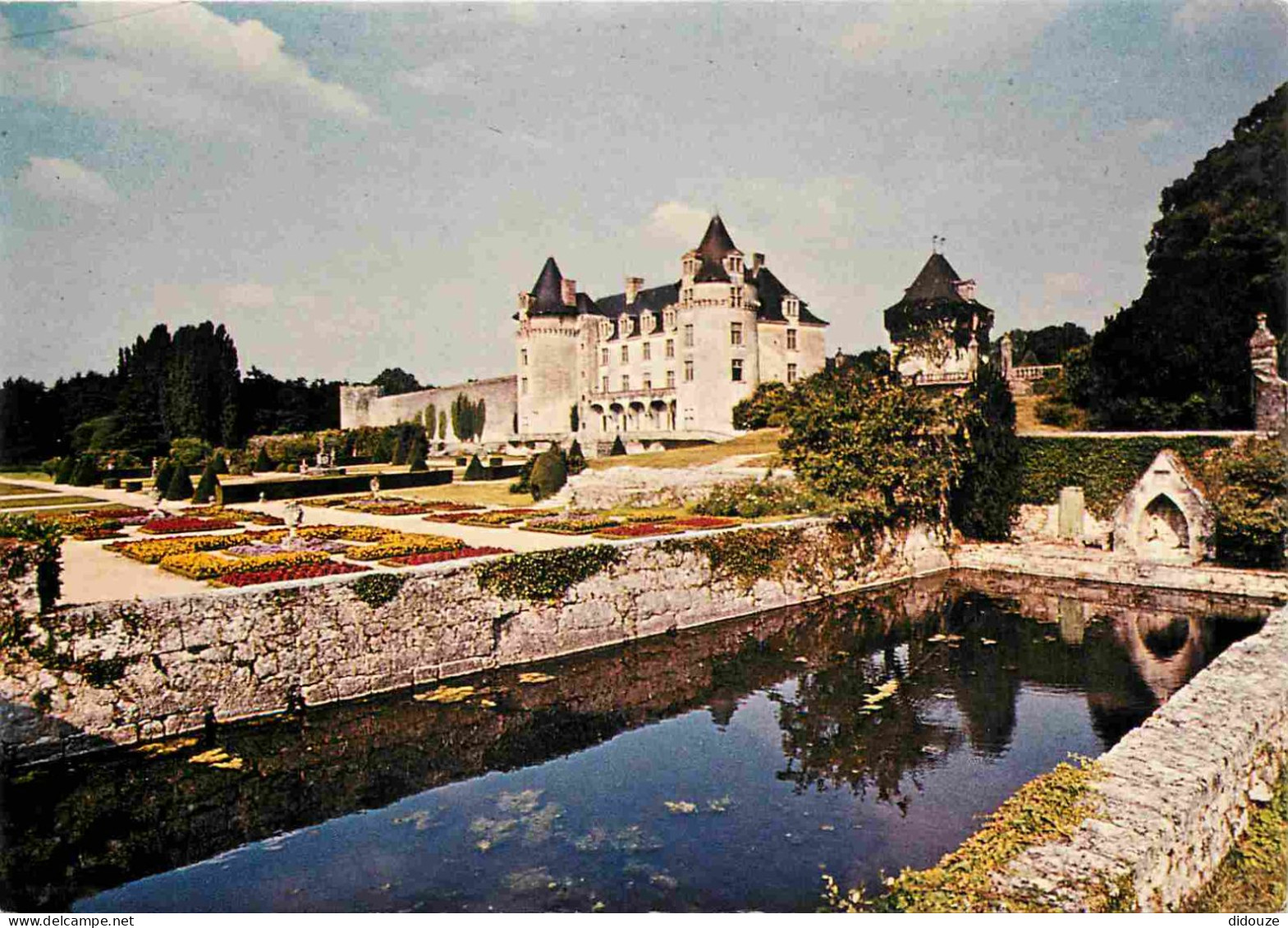 17 - Saint Porchaire - Château De La Roche Courbon - CPM - Voir Scans Recto-Verso - Autres & Non Classés