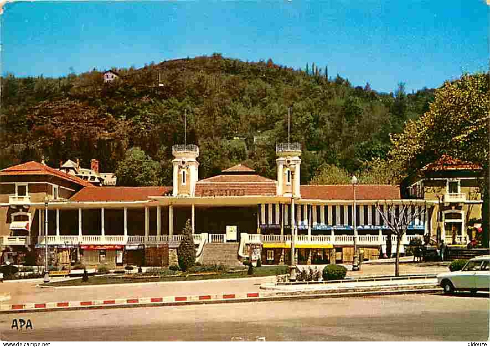 09 - Ax Les Thermes - Le Casino - Automobiles - CPM - Voir Scans Recto-Verso - Ax Les Thermes