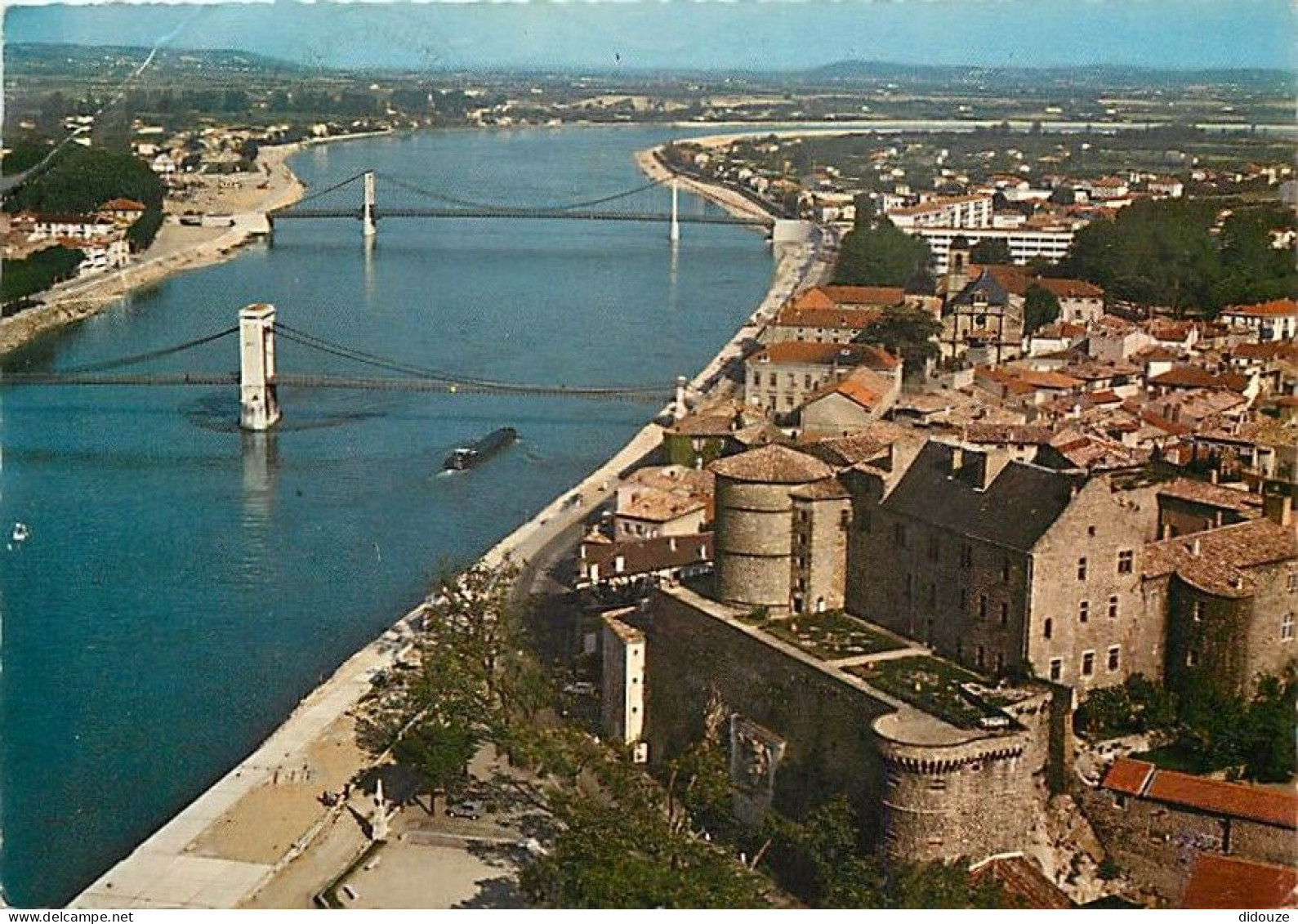 07 - Tournon Sur Rhone - Vue Aérienne , Au Premier Plan Château De Rohan-Soubise - CPM - Etat Pli Visible - Voir Scans R - Tournon