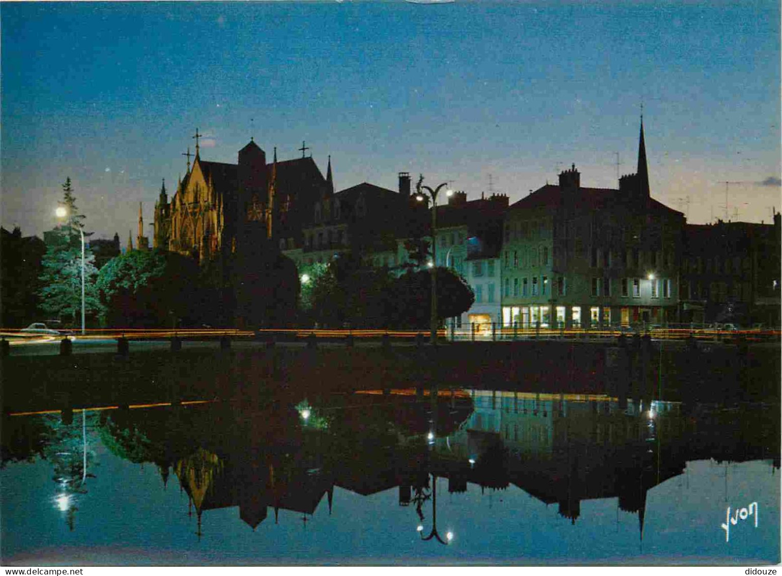 10 - Troyes - Vue De Nuit Du Quai Du Comte-Henri Et Eglise Saint-Urbain Illuminée - CPM - Voir Scans Recto-Verso - Troyes