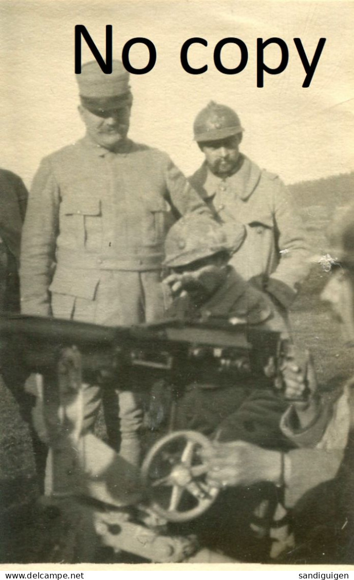 PHOTO FRANCAISE - POILUS A L'EXERCICE A LA MITRAILLEUSE A LA CLAON PRES DE NEUVILLY EN ARGONNE MEUSE - GUERRE 1914 1918 - Guerre, Militaire