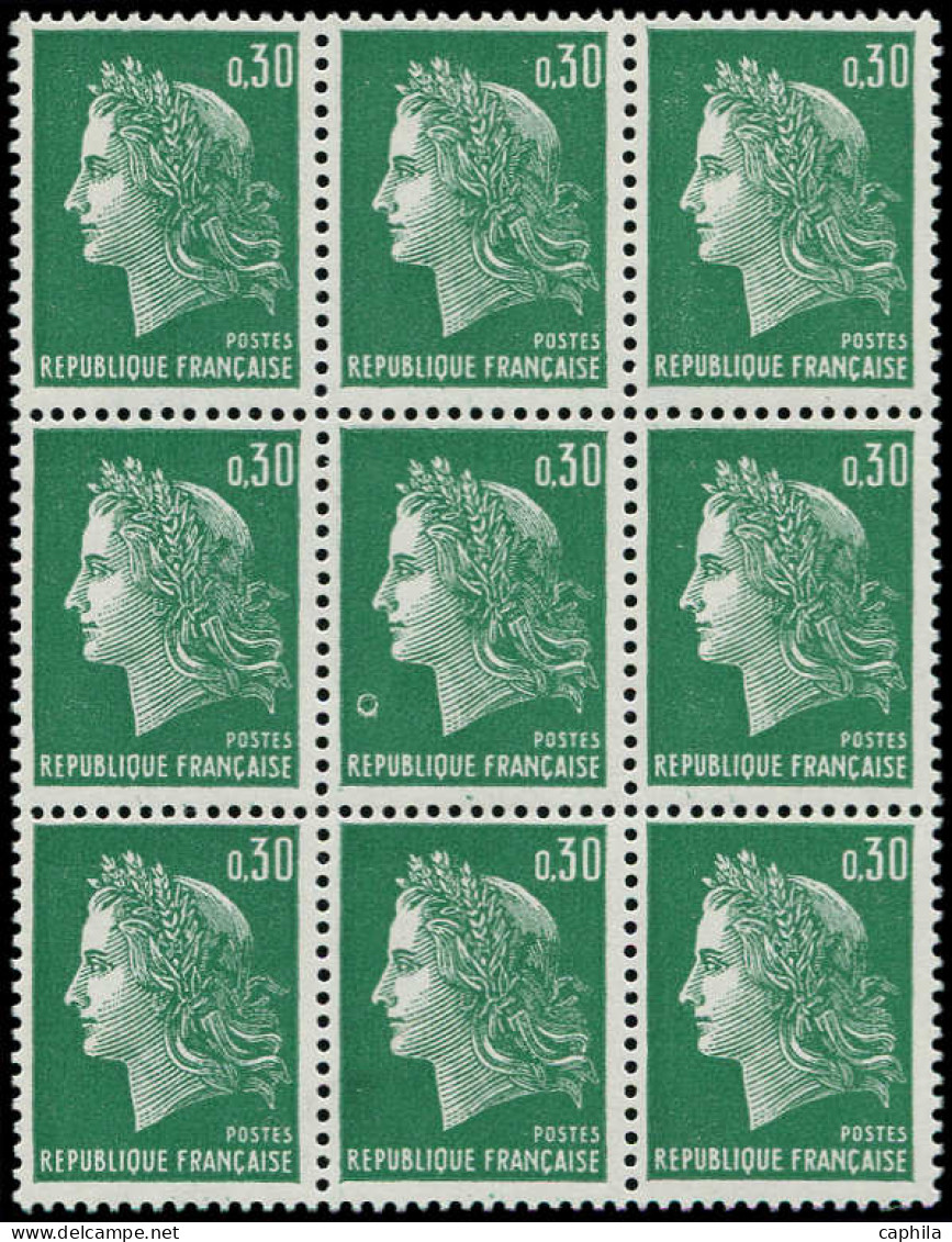 ** FRANCE - Poste - 1611e, Bloc De 9, Exemplaire Du Centre Avec Anneau Lune: 0.30 Cheffer - Unused Stamps
