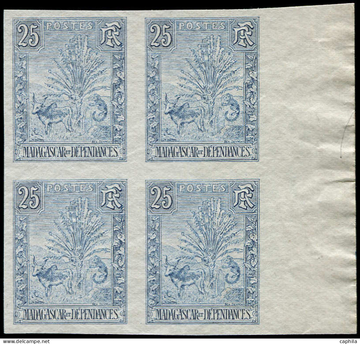 (*) MADAGASCAR - Poste - 70, Bloc De 4 Non Dentelé, Bdf: Zébu - Unused Stamps