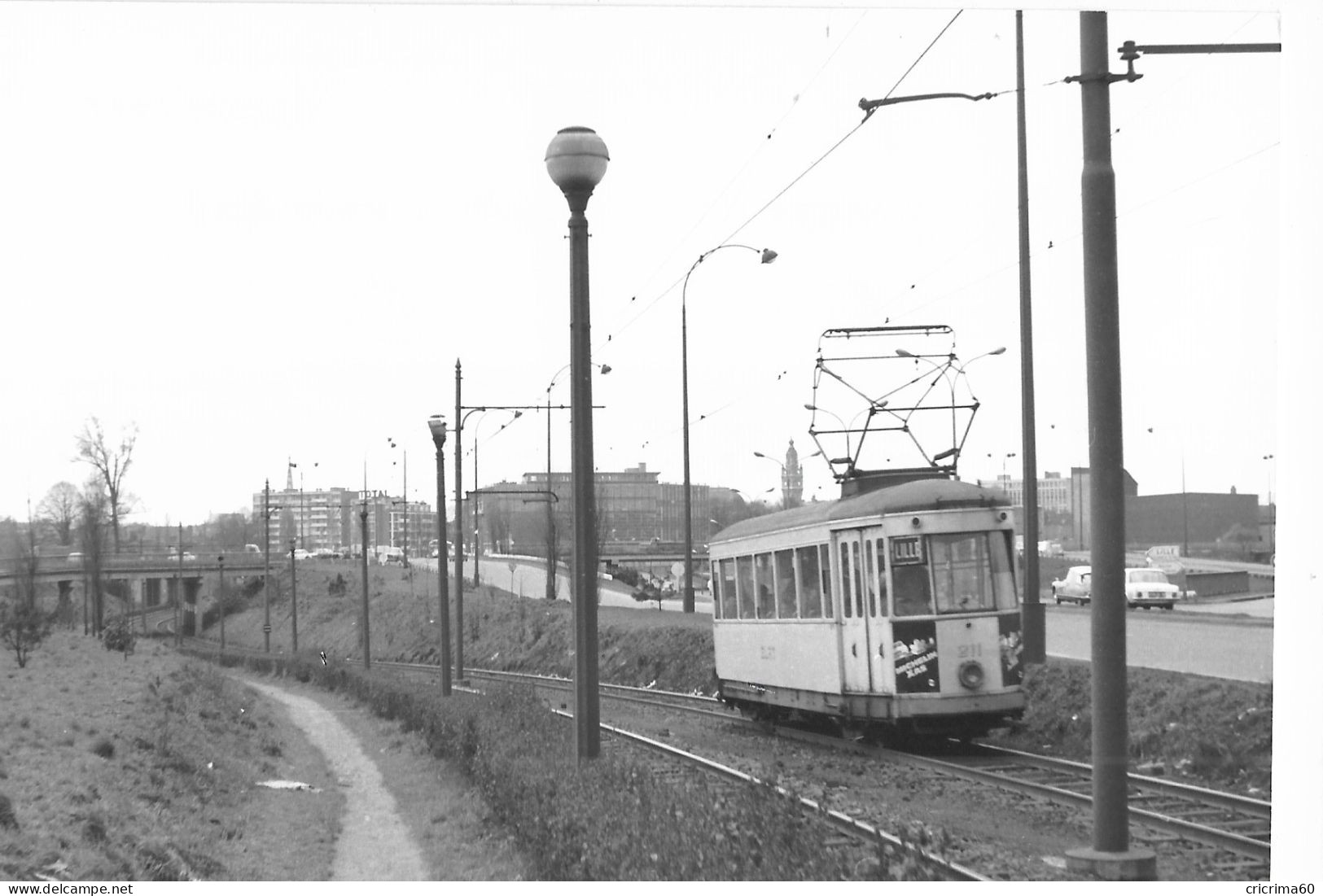 59 - LILLE - Boulevard Carnot. Motrice Série 200 Bayeux 12402. Datée 12/04/1969. TBE (15 X 10 Cm) - Europe