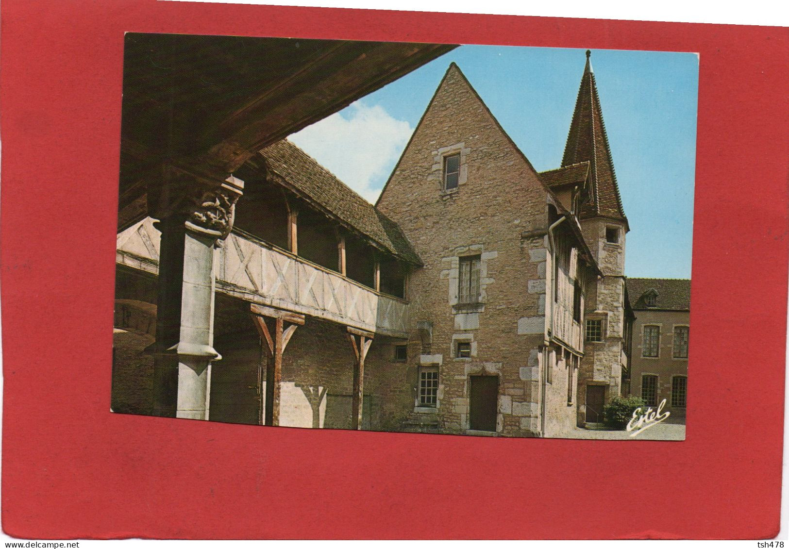 21------BEAUNE---L'Hôtel-Dieu---Le Musée Du Vin De Bourgogne--la Cour Intérieure---voir 2 Scans - Beaune