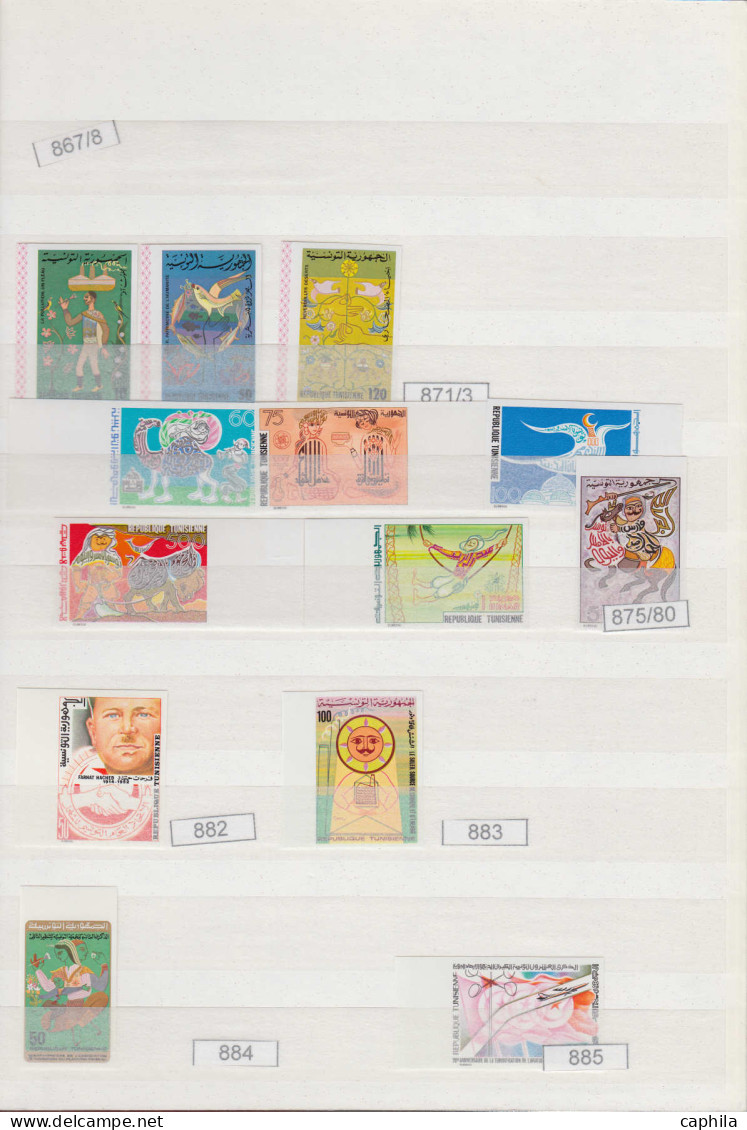 ** TUNISIE - Lots & Collections - Lot de 210 timbres + 9 Bf de Tunisie + 80 timbres d'Algérie, Ex. archives Fournier 197