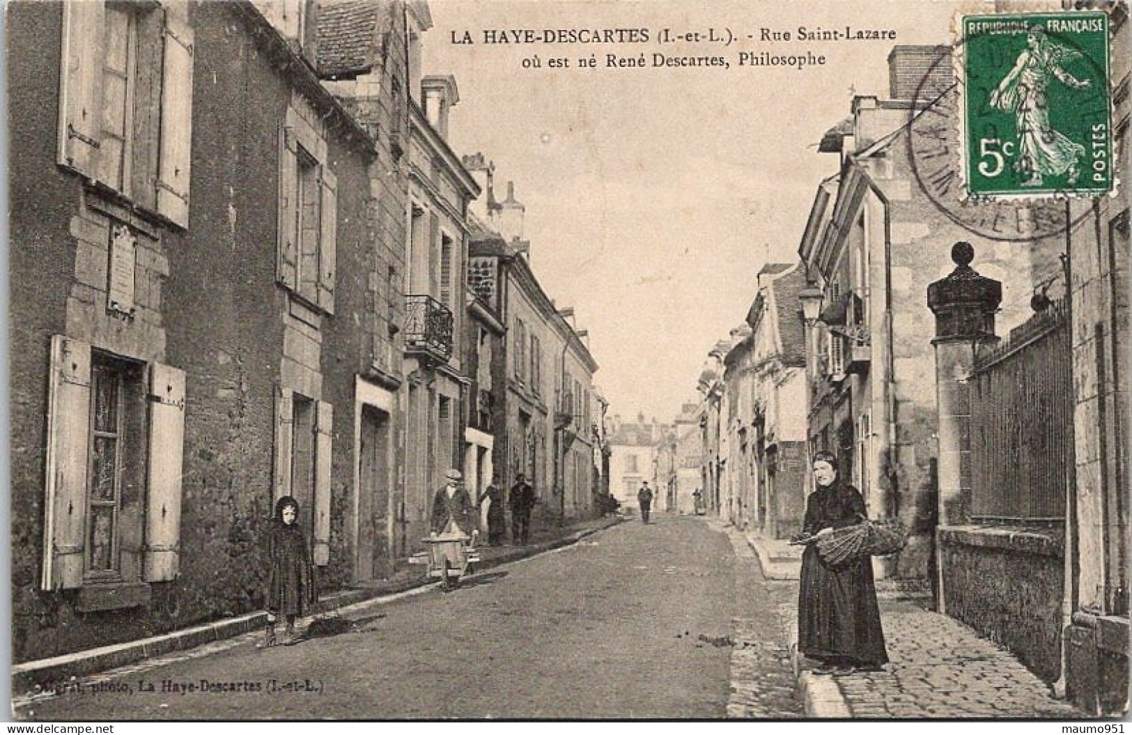 37 LA HAYE DESCARTES - Rue Saint Lazare Ou Est Né René Descartes Philosophe - Other & Unclassified