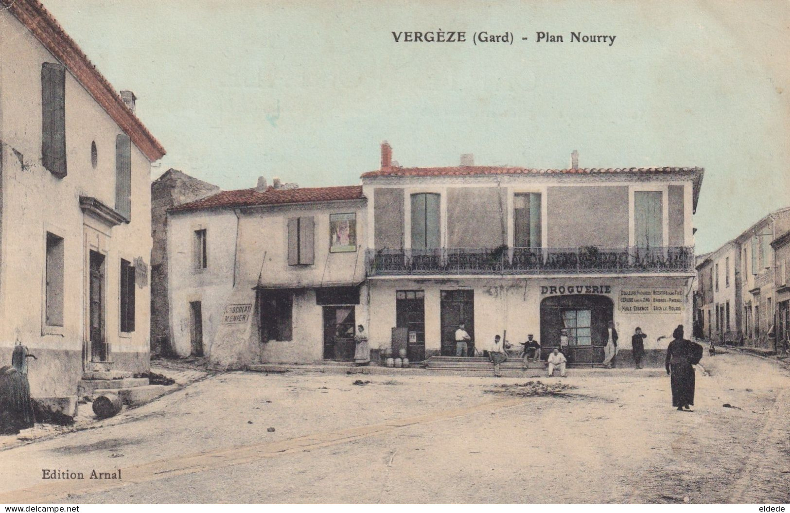 2 CP Vergèze  Place Et Plan Nourry Ecrites - Vergèze