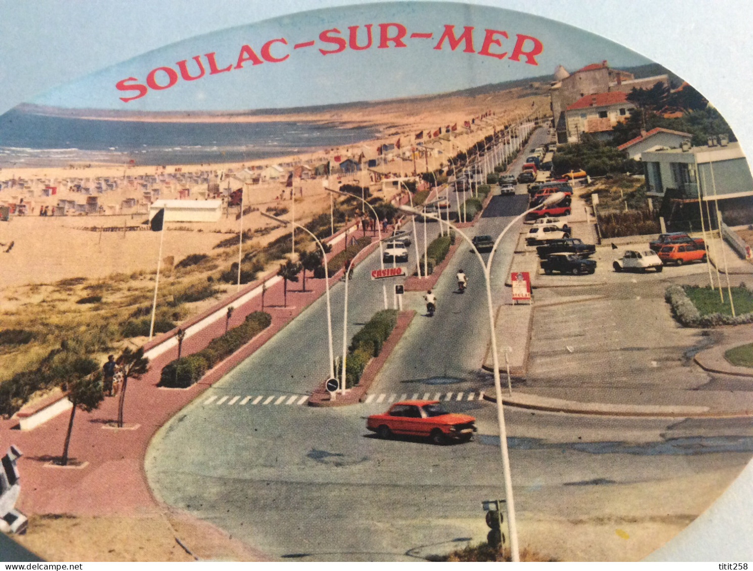 Pas Courant / Joli Et Ancien Autocollant Front De Mer Plage Automobiles / SOULAC SUR MER 33 GIRONDE 1979 - Stickers