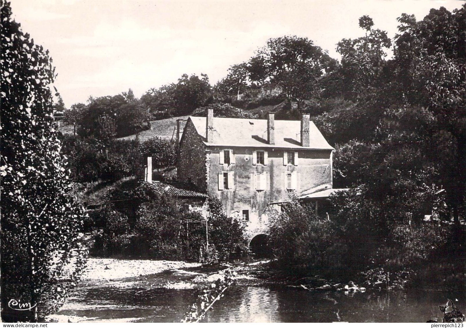 46 - Figeac - Bords Du Célé - Moulin De Surgie - Figeac