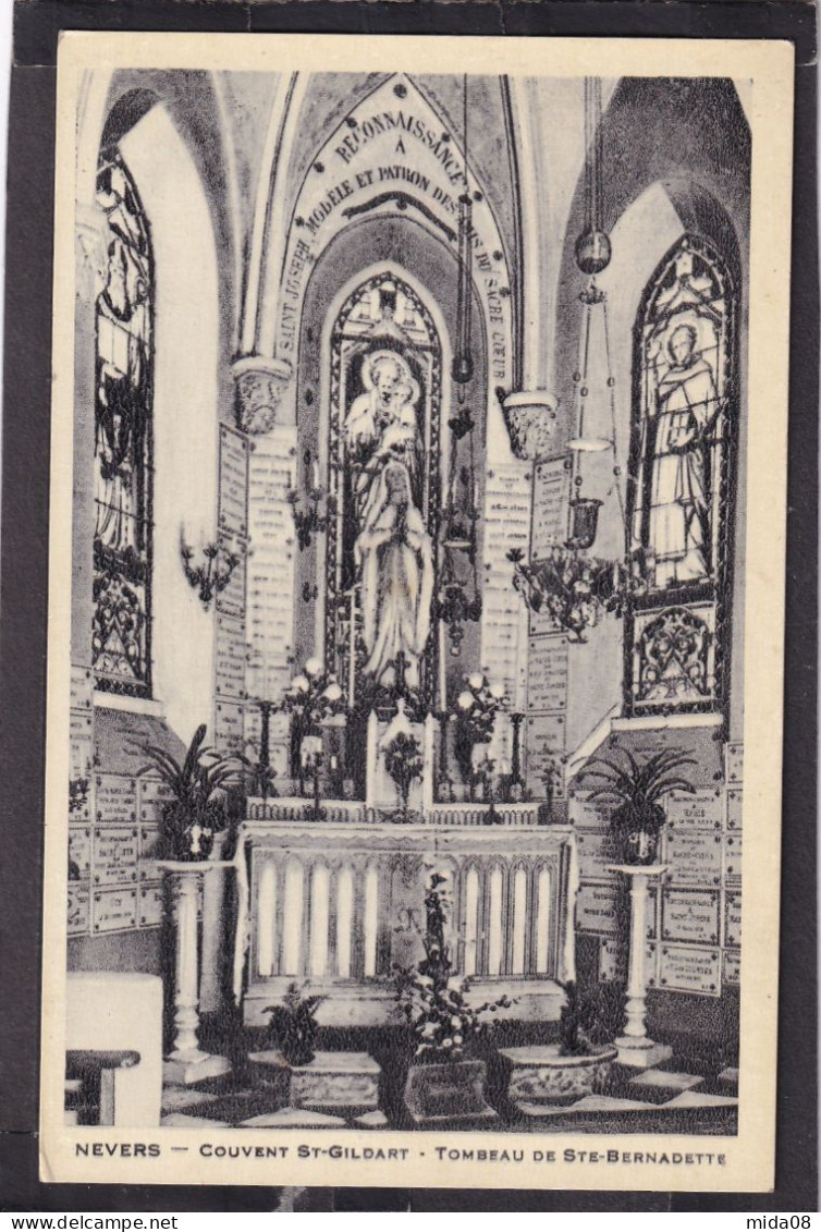 58. NEVERS . Couvent Saint Gildart . Tombeau De Sainte Bernadette - Nevers