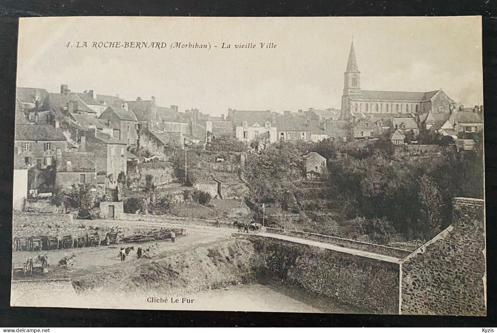 CPA - LA ROCHE-BERNARD (Morbihan) - La Vieille Ville - La Roche-Bernard