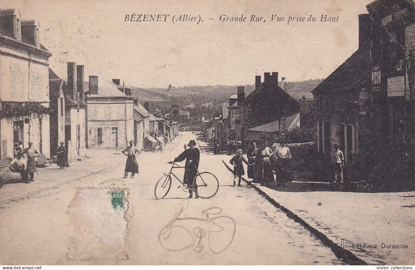 Bezenet (03 Allier) Grande Rue Vue Prise Du Haut Circulée Convoyeur Montluçon à Moulins (état) - Other & Unclassified