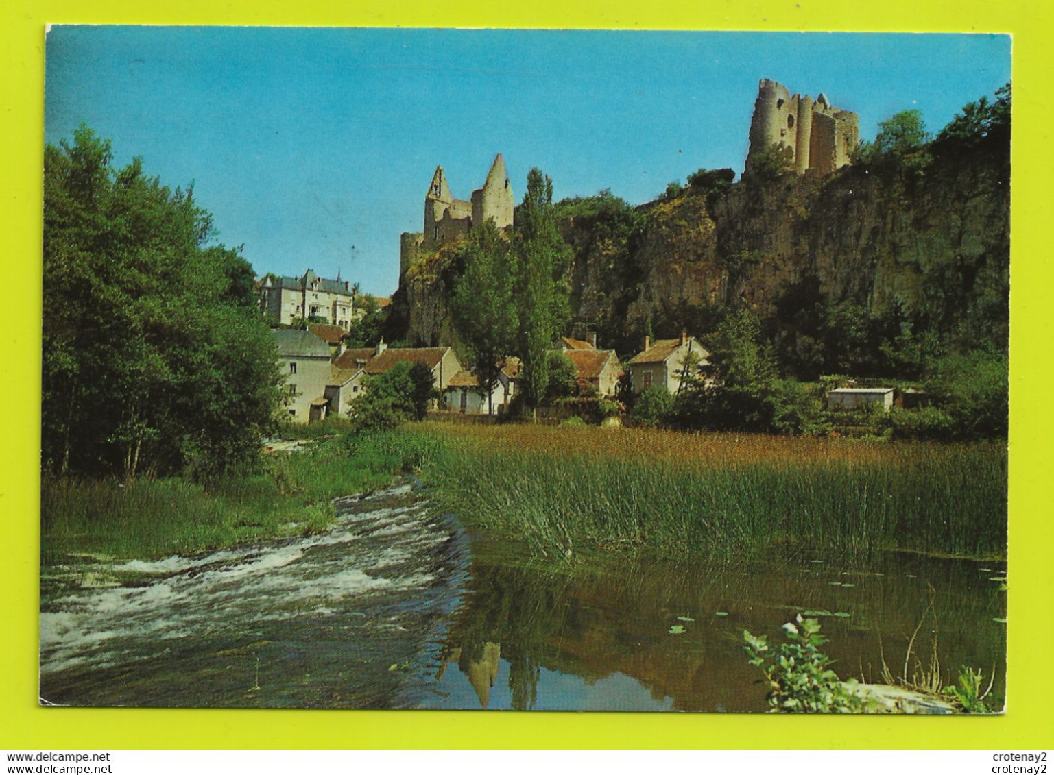 86 ANGLES SUR L'ANGLIN Vers St Savin N°4 L'Anglin Et Les Ruines Du Château VOIR DOS Postée De 36 Fontgombault  En 1970 - Saint Savin