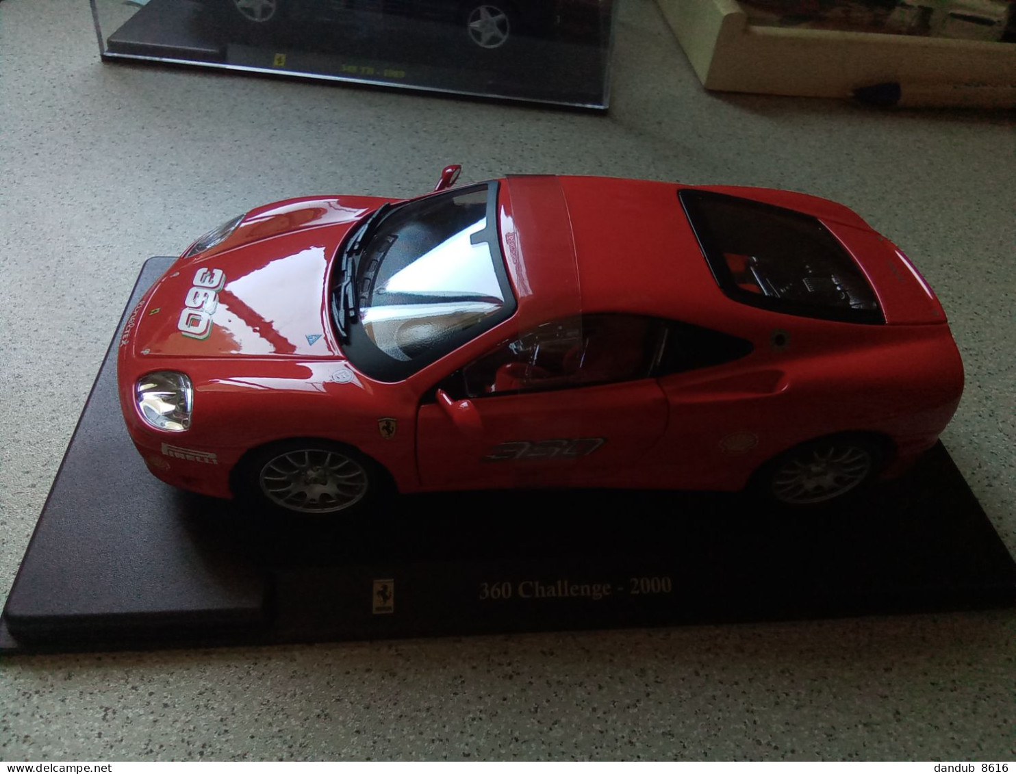 4 Voiture Burrago Ferrari 1/24 Avec Boîte Etat Impec - Autres & Non Classés