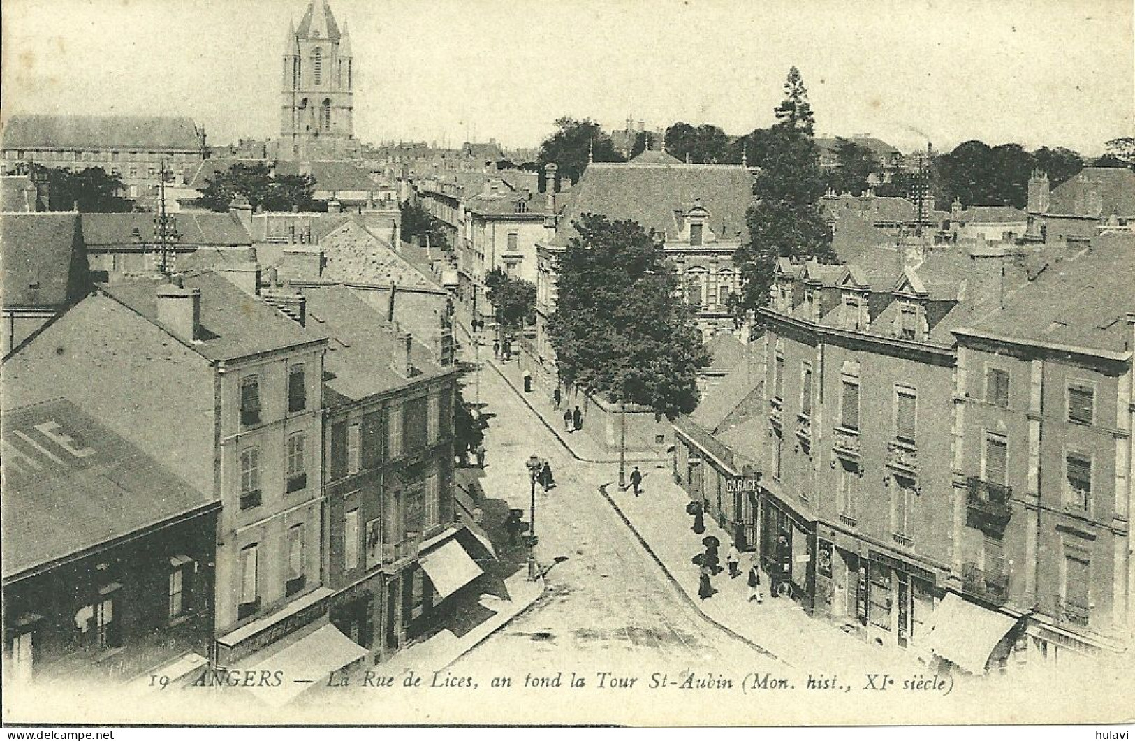 49  ANGERS - LA RUE DE LICES - AU FOND LA TOUR SAINT AUBIN (ref 7556) - Angers