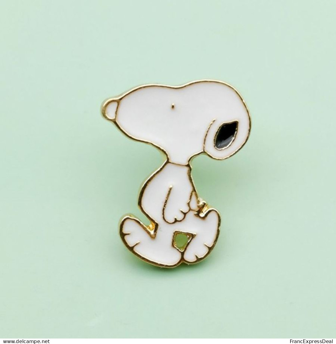 Pin's NEUF En Métal Pins - Snoopy Peanuts (Réf 3) - BD