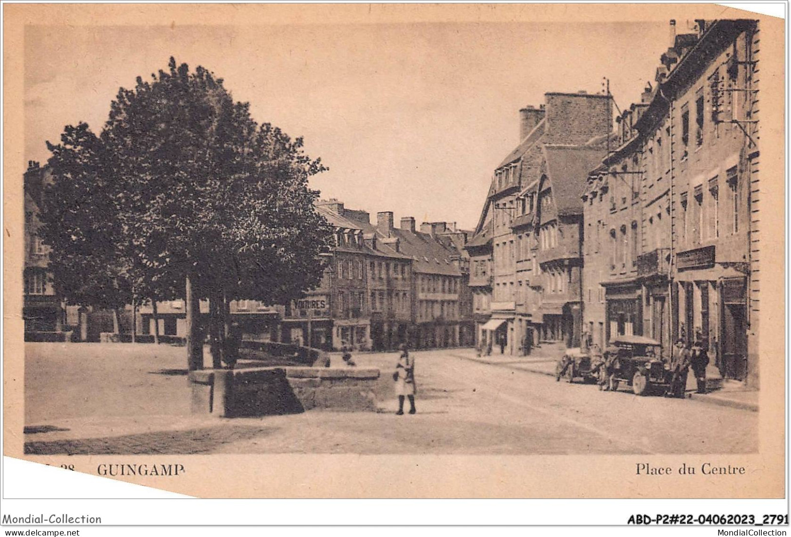 ABDP2-22-0143 - GUINGAMP - Place Du Centre - Guingamp