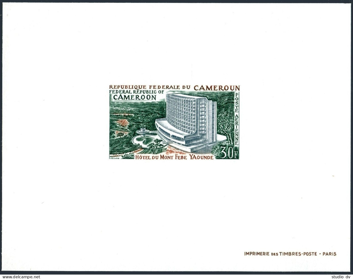 Cameroun C138 Deluxe Sheet, MNH. Michel A604. Hotel Mont Febe, Yaounde, 1970. - Kameroen (1960-...)