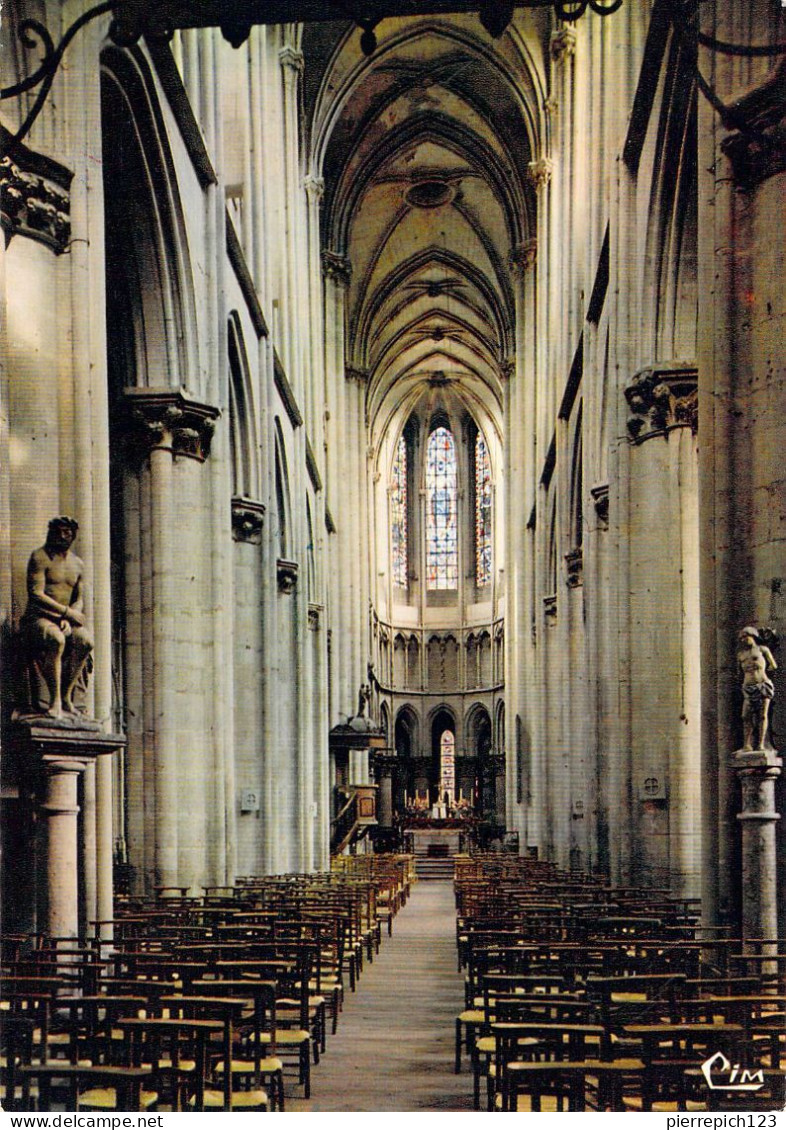 21 - Sémur En Auxois - La Nef De L'Eglise Notre Dame (XIIIe Siècle) - Semur