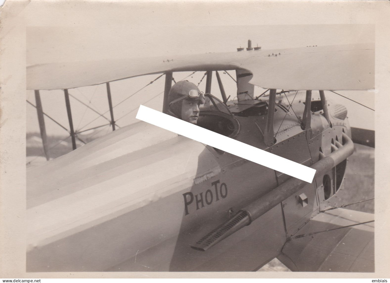 Base Aérienne De BUC Guerre 14/18 - Photo Originale Avion De Reconnaissance Photo, Pilote Sur SPAD XIII à Identifier - Aviation