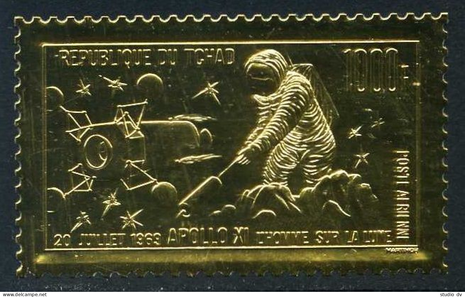 Chad C60, MNH. Michel 281. Gold Foil, 1969. Apollo 11, Astronaut On Moon. - Chad (1960-...)