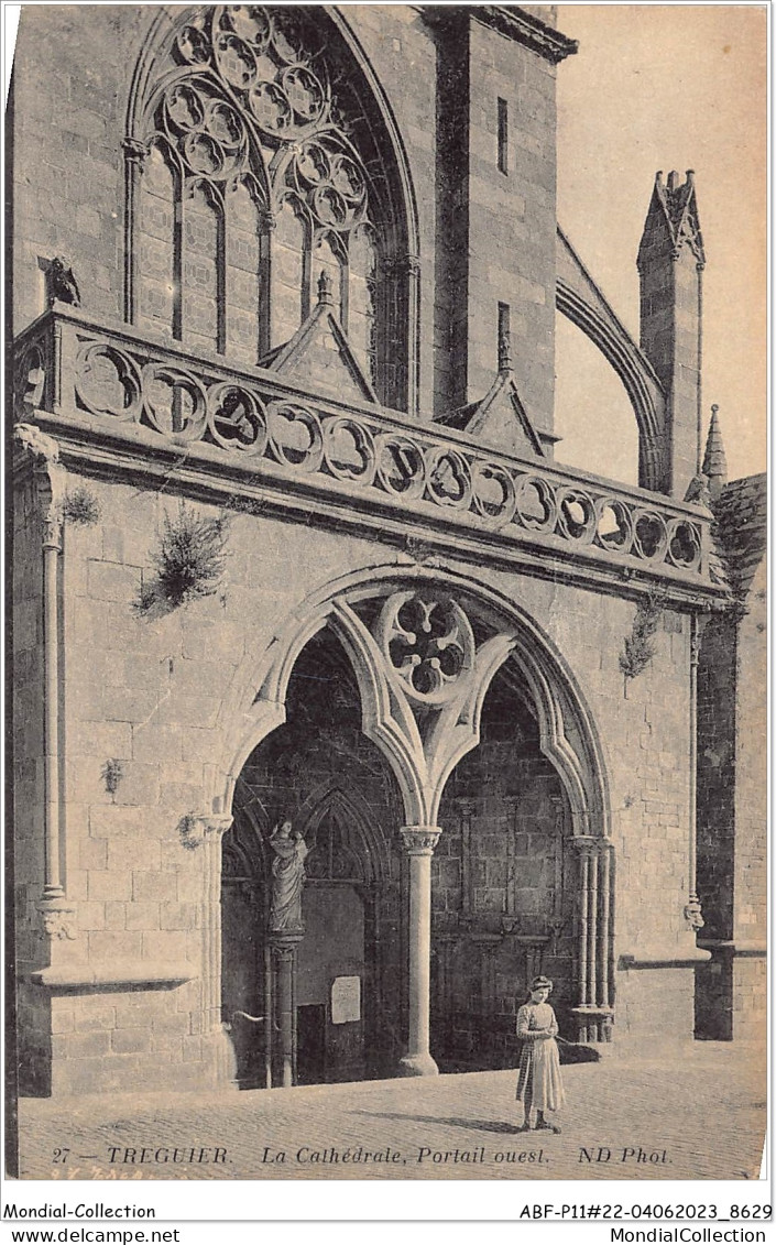 ABFP11-22-1021 - TREGUIER - La Cathedrale -Portail Ouest  - Tréguier