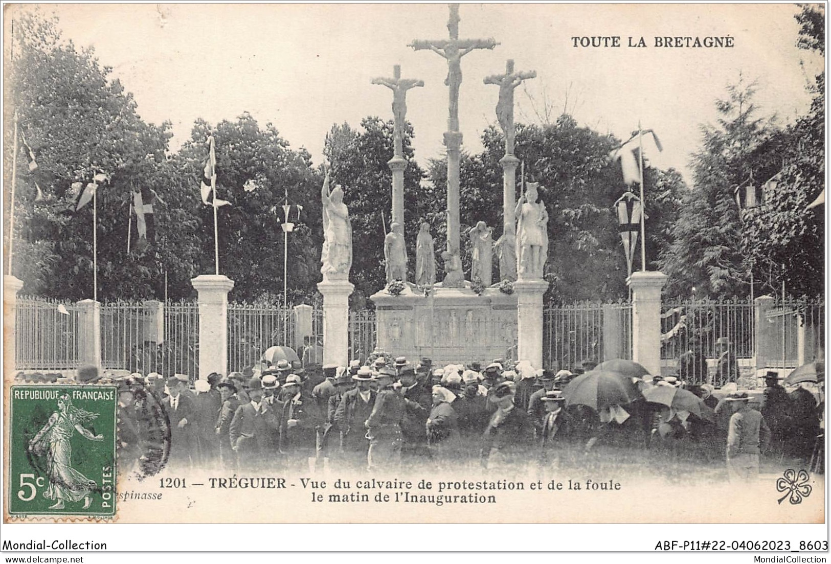 ABFP11-22-1008 - TREGUIER - Vue Du Calvaire De Protestation Et De La Foule De Le Matin De L'Inauguration  - Tréguier