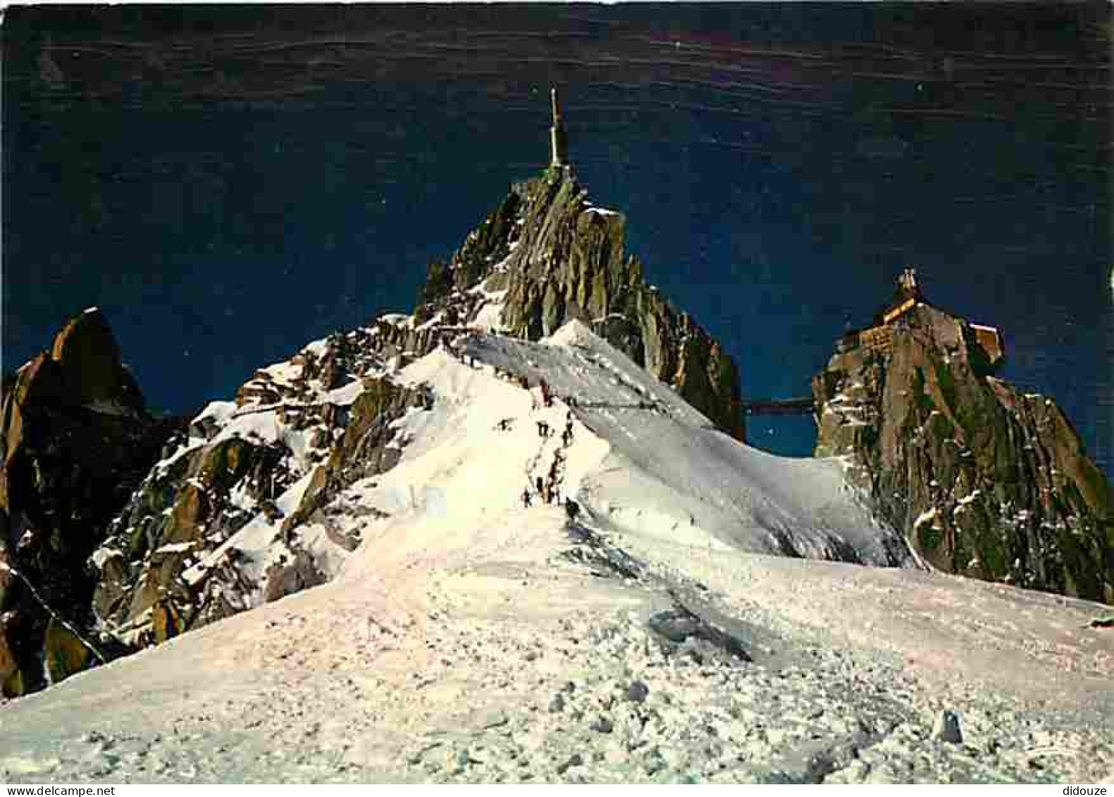 74 - Chamonix - Mont-Blanc - Téléphérique De L'Aiguille Du Midi - Aiguille Du Midi - L'arete Et Départ De La Vallée Blan - Chamonix-Mont-Blanc