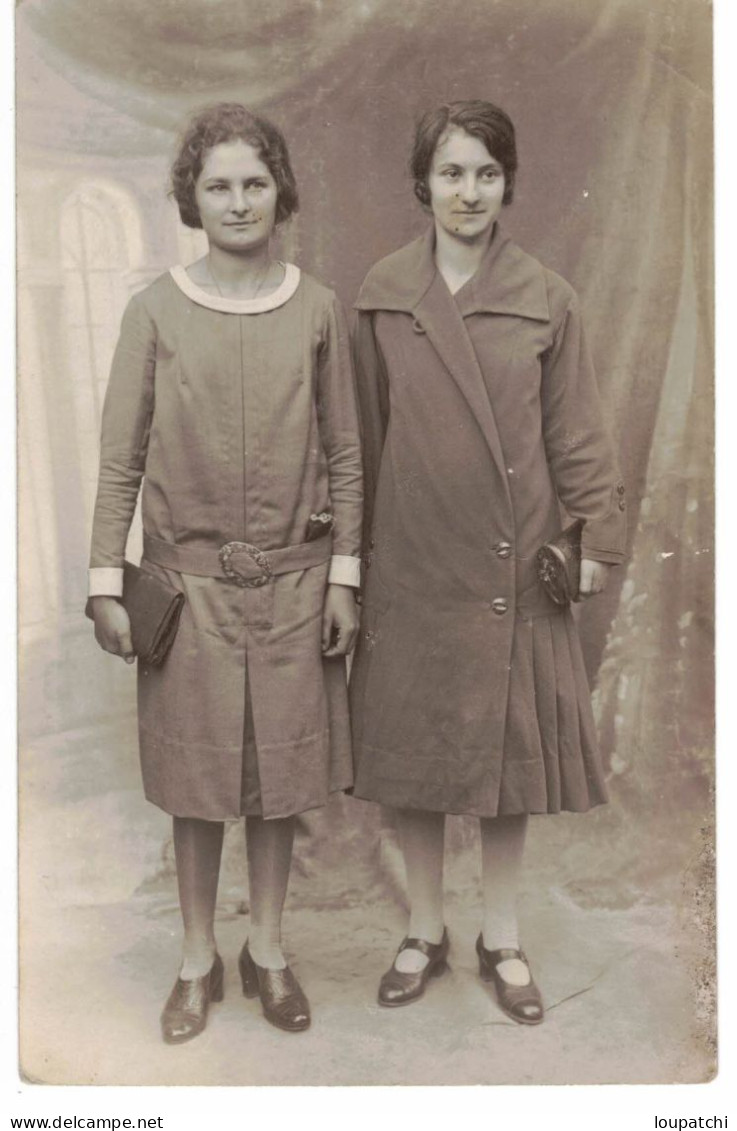 Carte Photo Deux Femmes - Women