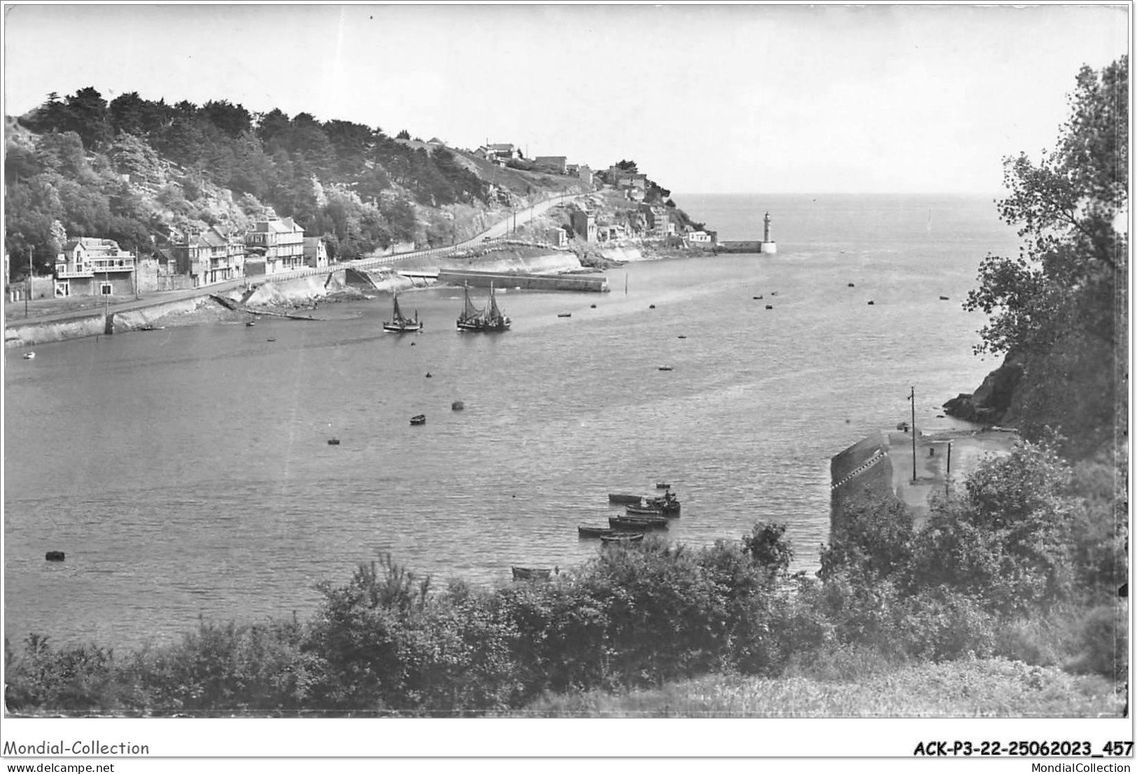 ACKP3-22-0230 - Environs De SAINT-BRIEUC - Sous La Tour  - Saint-Brieuc