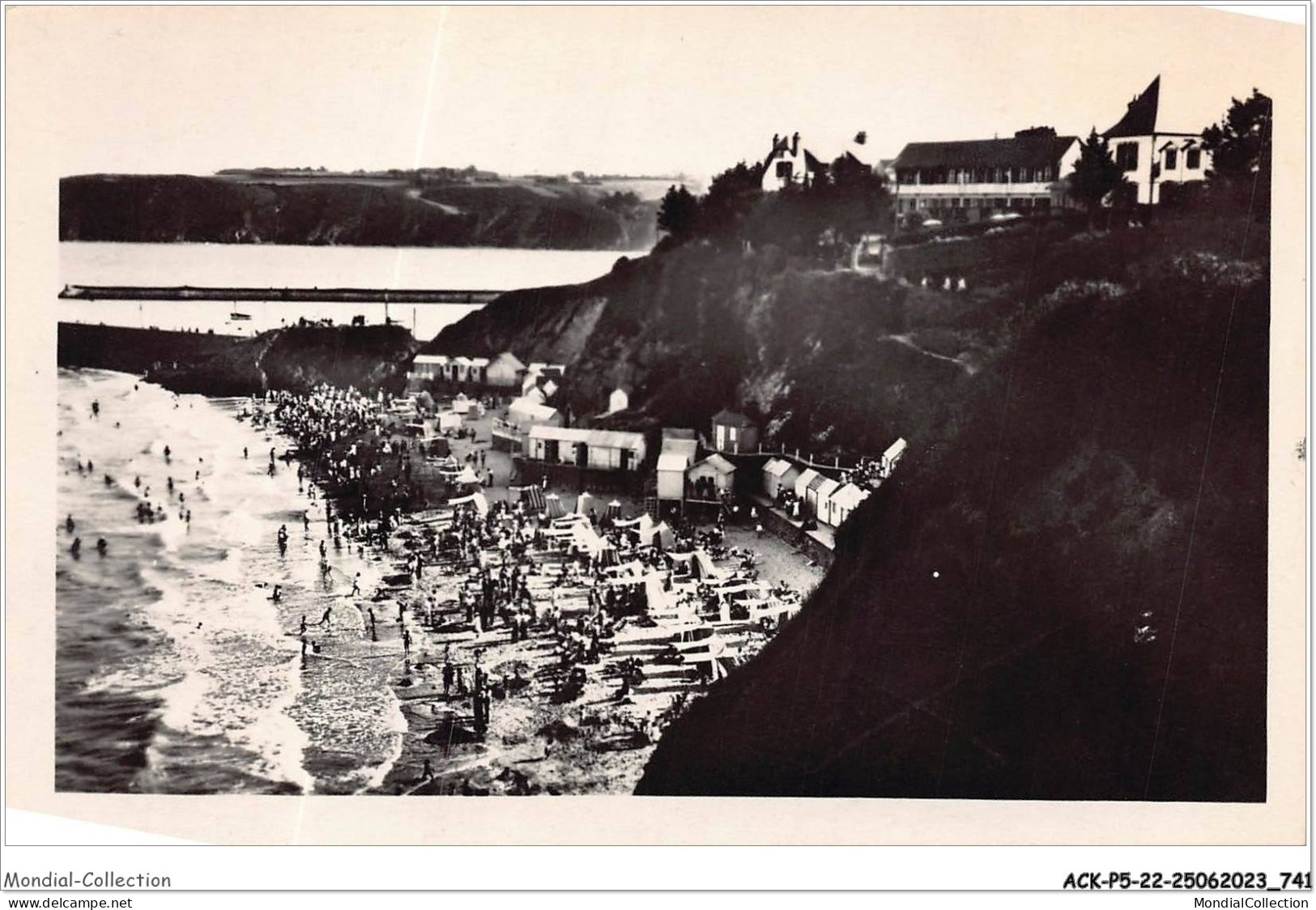 ACKP5-22-0367 - BINIC - Vue Générale De La Plage De L'avant Port  - Binic