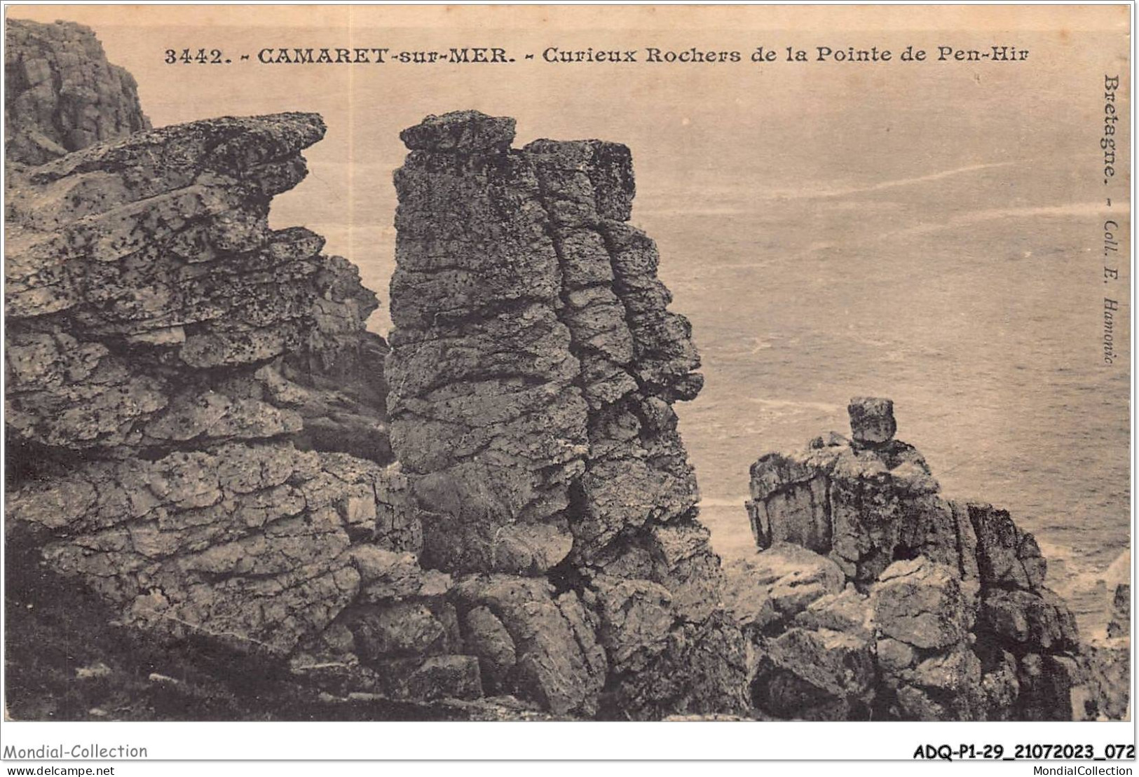 ADQP1-29-0037 - CAMARET-SUR-MER - Curieux Rochers De La Pointe De Pen-hir - Camaret-sur-Mer