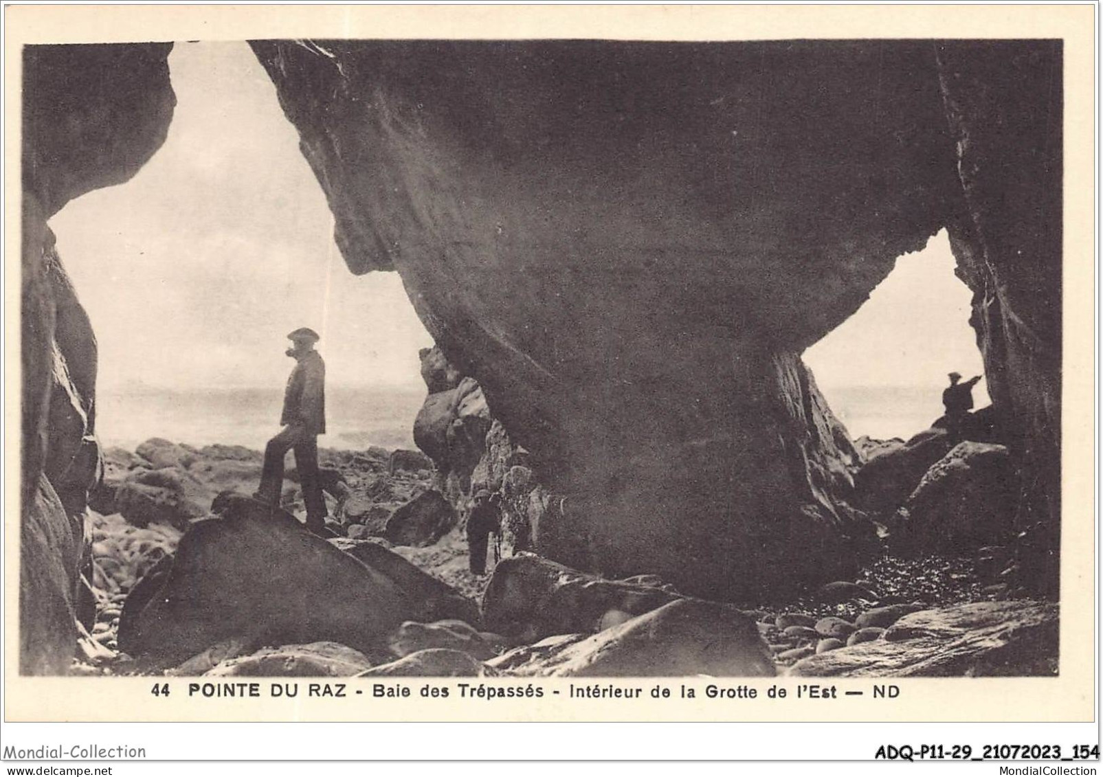 ADQP11-29-1079 - LA POINTE DU RAZ - Baie Des Trépassés - Intérieur De La Grotte De L'est - La Pointe Du Raz