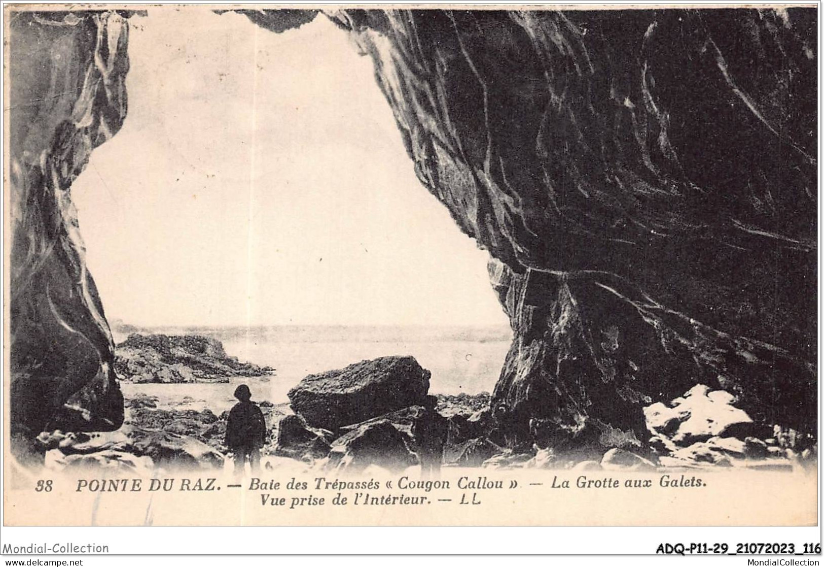 ADQP11-29-1060 - LA POINTE DU RAZ - Baie De Trépassés - La Grotte Aux Galets - Vue Prise De L'intérieur - La Pointe Du Raz