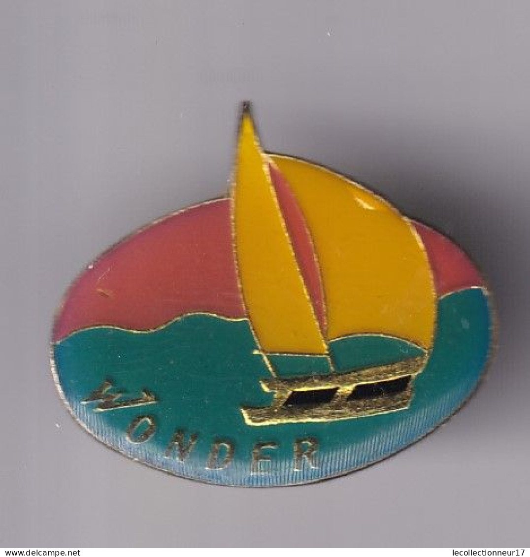 Pin's  Bateau Voilier Wonder  Réf 8518 - Bateaux