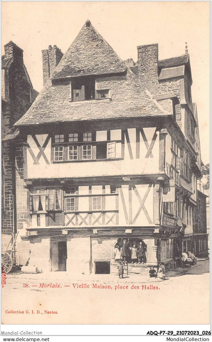 ADQP7-29-0598 - MORLAIX - Vieille Maison - Place Des Halles - Morlaix